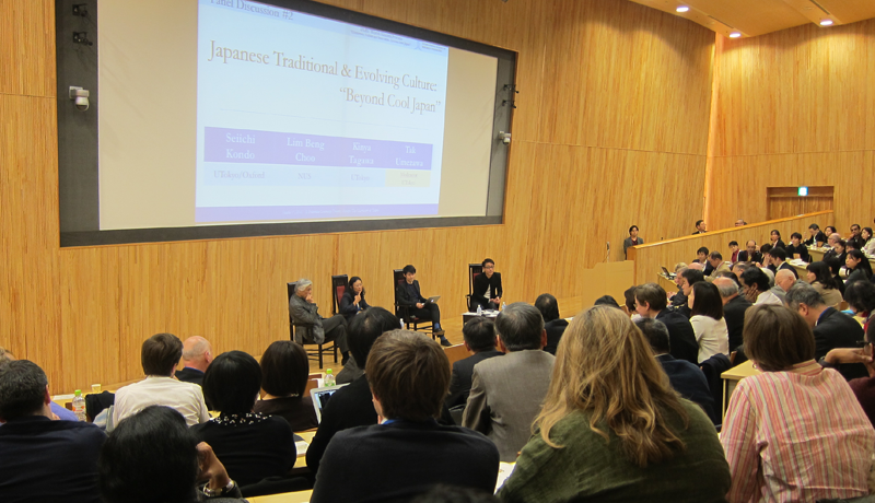 万博网页 オリックスのバリントン・ブルワーズ・インターナショナルスカウト（左）が韓国・機張を訪問（撮影・麻生一夫）チーム